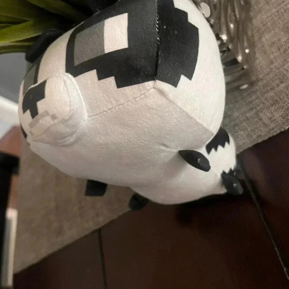 Minecraft Baby Panda Plush - Picture 5 of 5